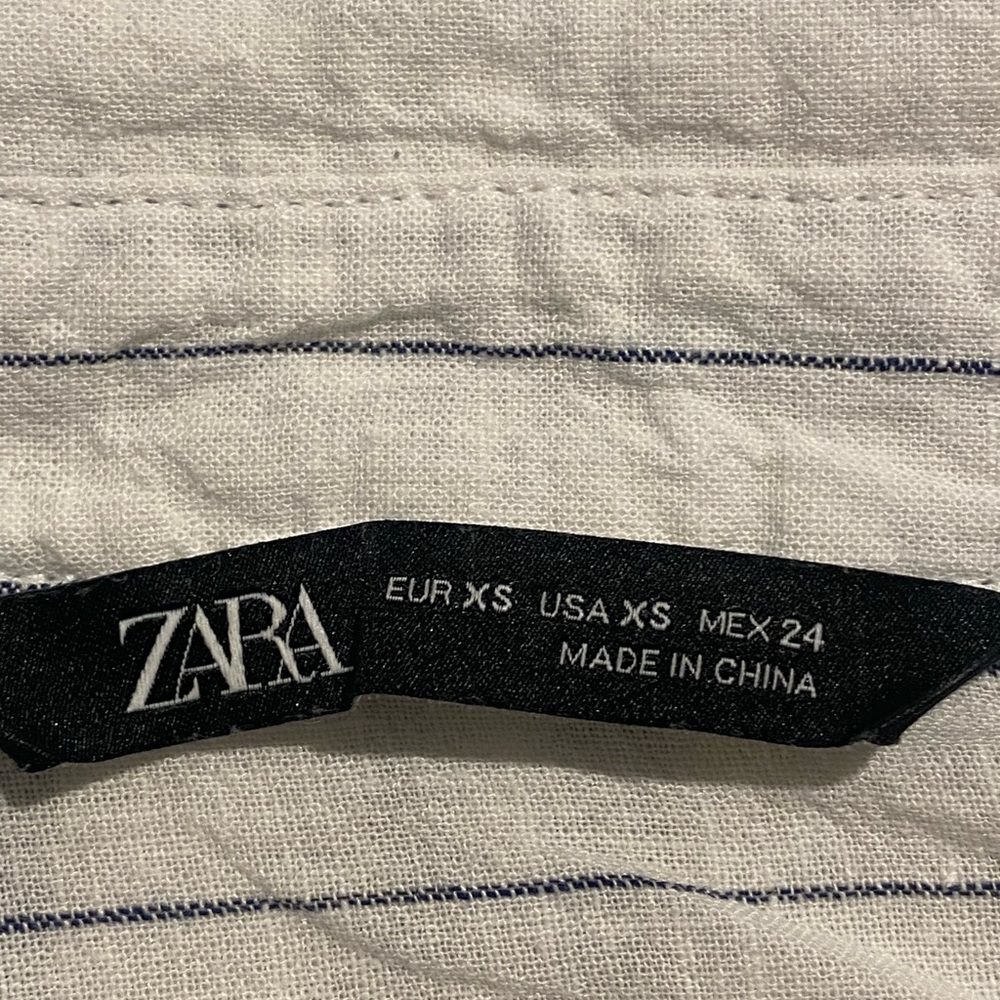 Zara White and Black Striped Button-Down Shirt - Picture 5 of 6